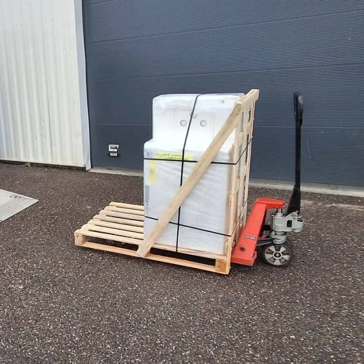 Transpalette AJCP prêt pour le chargement